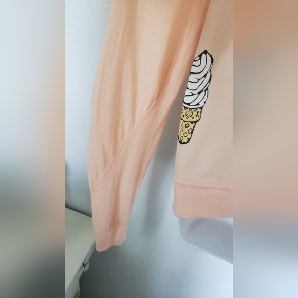 Wildfox Ice Cream Cone Peach Long Sleeves Top Novalty Print Sz Medium 100 Cotton - Picture 5 of 10